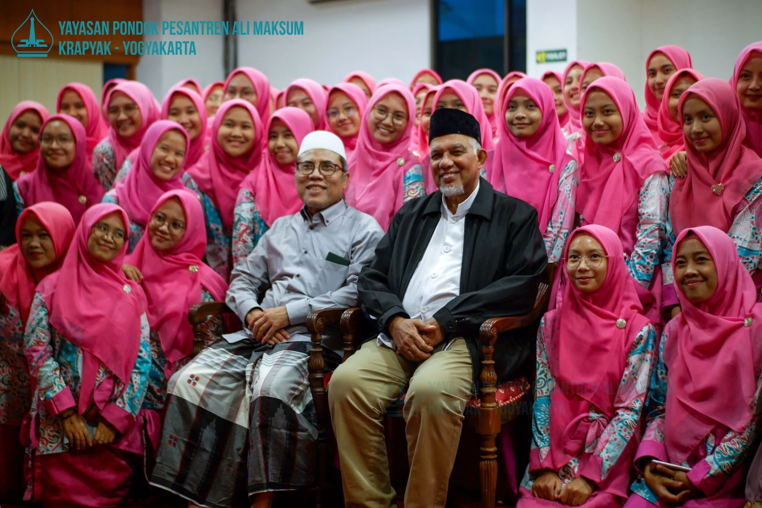Pondok Pesantren Ali Maksum
